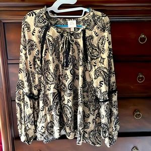 Knox Rose long sleeve blouse